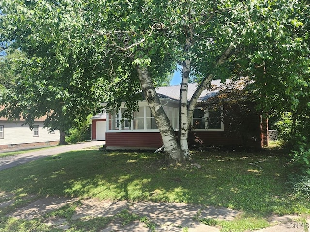 127 Austin Ave, Syracuse, NY 13207 - view of property exterior with concrete driveway and a yard