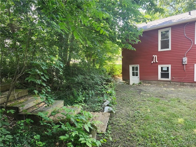127 Austin Ave, Syracuse, NY 13207 - view of yard