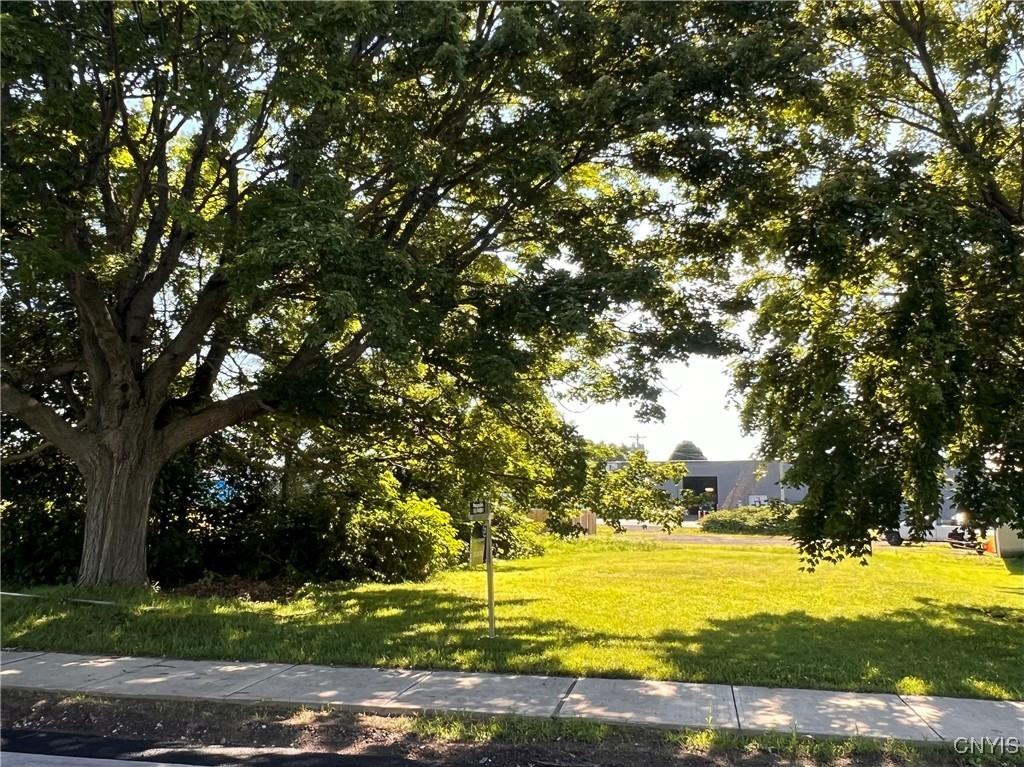 121 N 1st St, Fulton, NY 13069