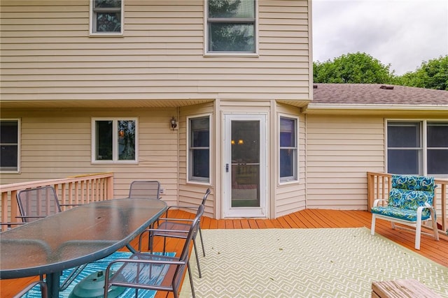 15 Chesapeake Lndg, Henrietta, NY 14586 - deck with outdoor dining area