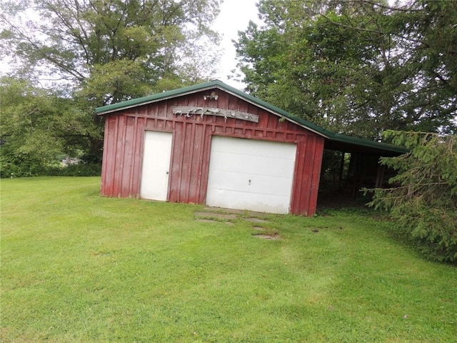 751 County Rd 17, Bainbridge, NY 13733 - detached garage with driveway