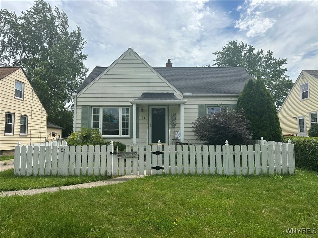 51 Stoneleigh Ave, Tonawanda, NY 14223 - photo 1