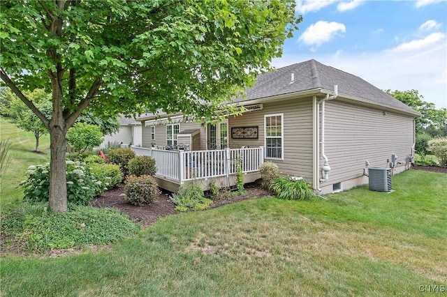 115 Shire Way, Camillus, NY 13031 - view of front of property featuring a front lawn and a deck