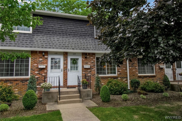 150 S Union Rd Unit 123, Amherst, NY 14221 - townhome / multi-family property with brick siding and roof with shingles