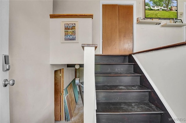 1218 Baseline Rd, Grand Island, NY 14072 - view of stairway