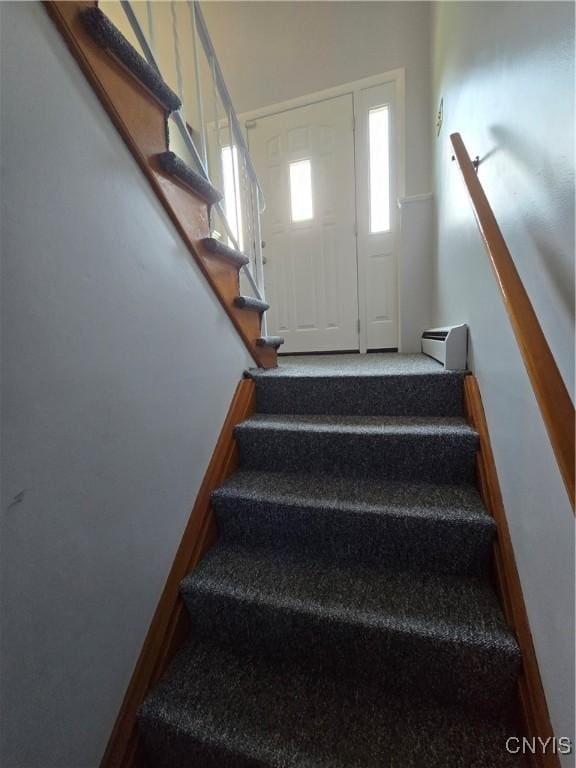 4777 Glencrest Ave, Clay, NY 13088 - view of stairway