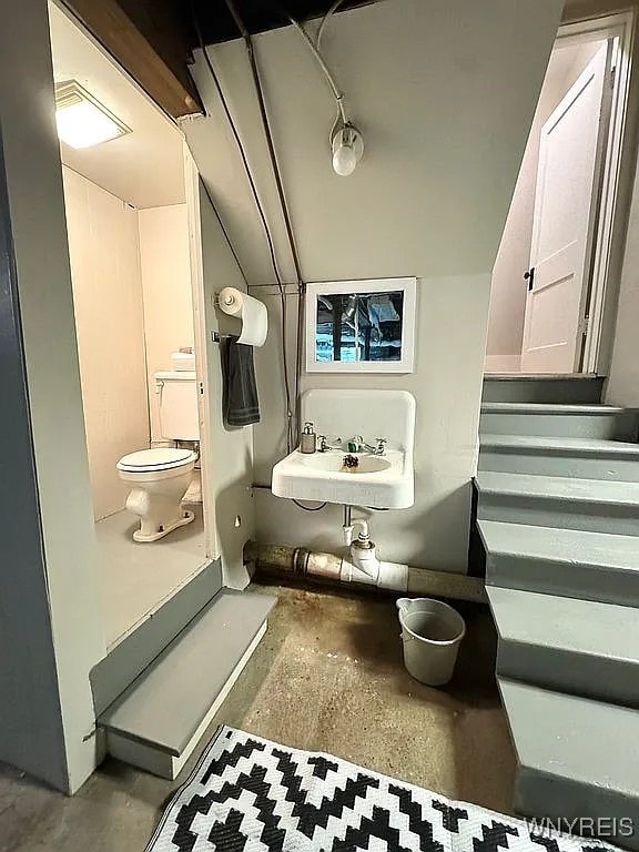 10448 Clarence Center Rd, Clarence, NY 14031 - bathroom with toilet and a sink