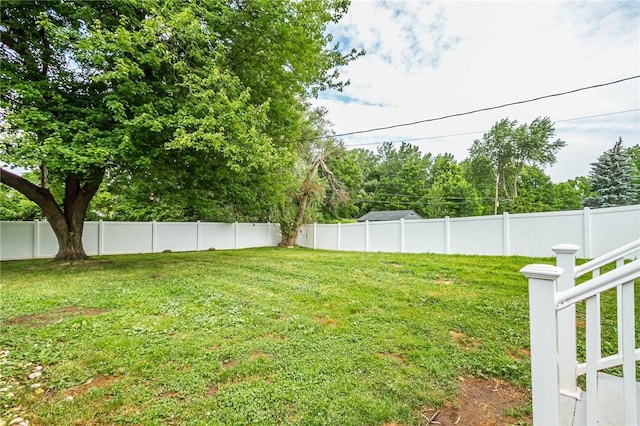 209 Thompson Rd, Henrietta, NY 14623 - view of yard