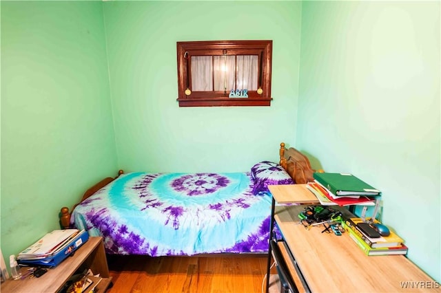 14 Phyllis Ave, Buffalo, NY 14215 - bedroom with wood finished floors
