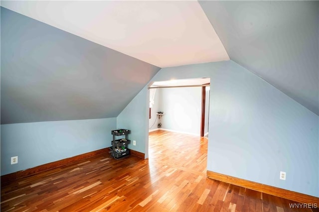 14 Phyllis Ave, Buffalo, NY 14215 - bonus room with lofted ceiling and wood finished floors