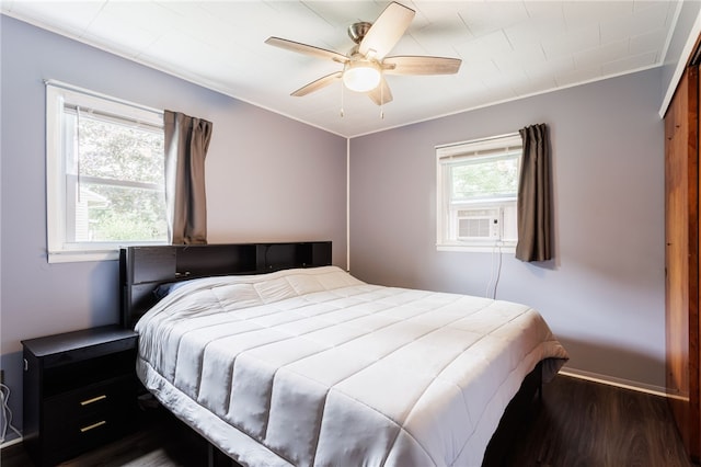 183 Castle Rd, Henrietta, NY 14623 - bedroom with wood finished floors and ceiling fan