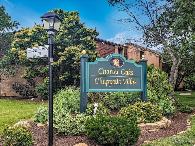 135 Charter Oaks Dr Unit 1, Amherst, NY 14228 - view of community sign