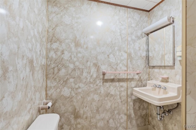 178 Wainwright Ave, Syracuse, NY 13208 - bathroom featuring toilet and crown molding