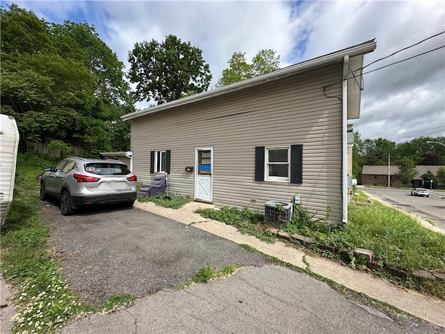 135 William St, Palmyra, NY 14522 - view of front facade