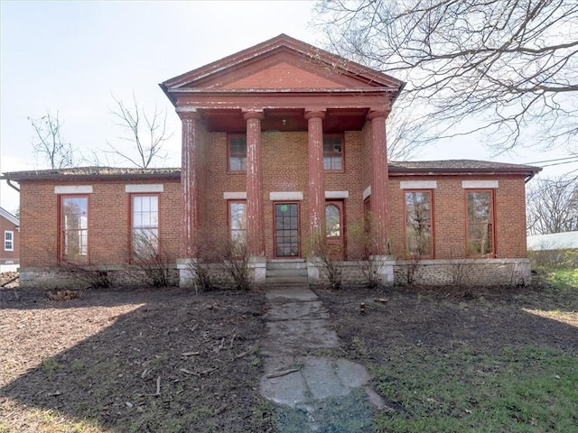 11139 S Lake Rd, Pavilion, NY 14525 - neoclassical / greek revival house featuring brick siding