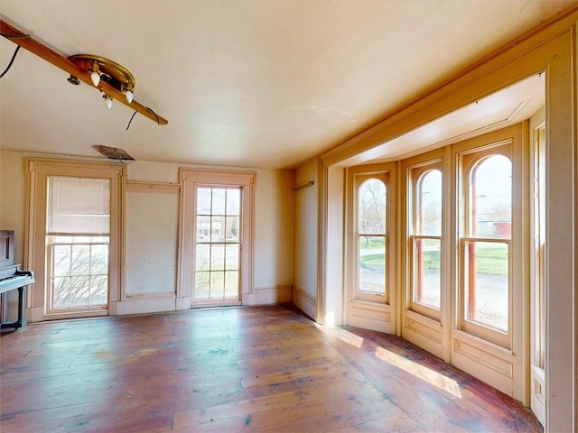 11139 S Lake Rd, Pavilion, NY 14525 - entryway featuring hardwood / wood-style floors