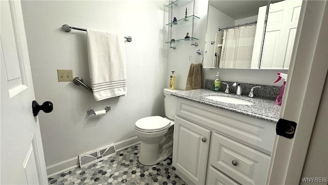 1330 Maple Rd Unit 4, Amherst, NY 14221 - full bathroom featuring baseboards and vanity