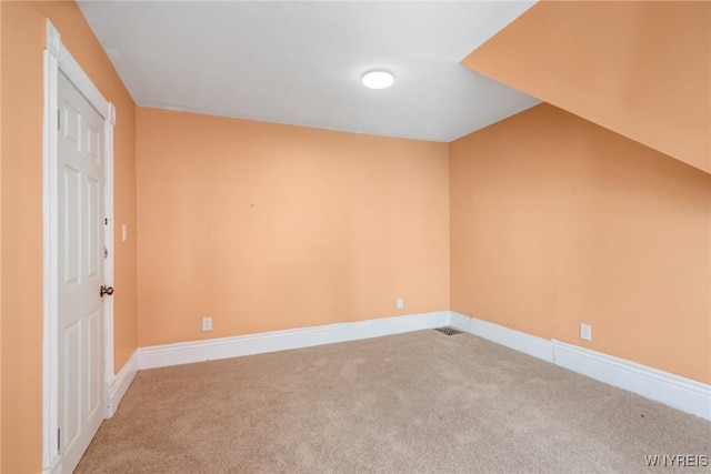 285 E N St Unit S, Buffalo, NY 14204 - bonus room featuring carpet floors and baseboards