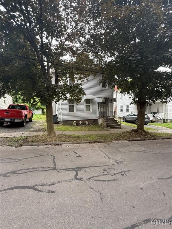 8 Spring St, Auburn, NY 13021 - view of front of property