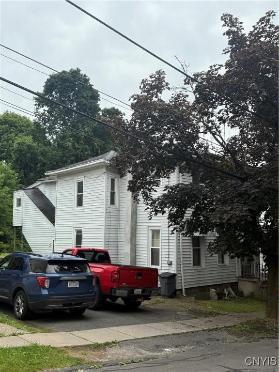 8 Spring St, Auburn, NY 13021 - view of home's exterior