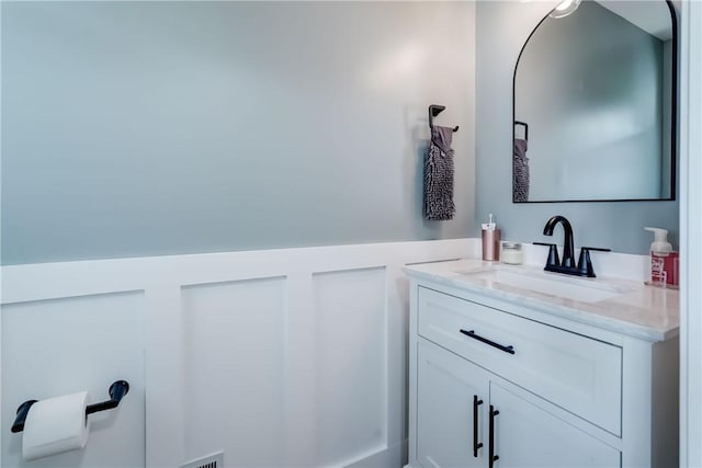 906 Lothario Cir, Webster, NY 14580 - bathroom featuring vanity