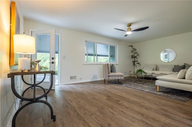 23 Kerry Park, Henrietta, NY 14534 - living area featuring wood finished floors and ceiling fan