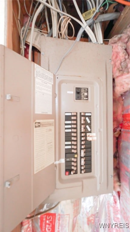 100 W Maplemere Rd, Amherst, NY 14221 - view of utility room