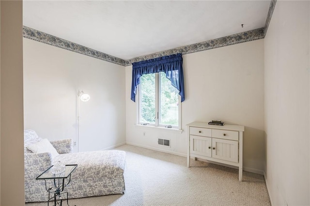 668 Willow Ln, Webster, NY 14580 - living area with baseboards and carpet