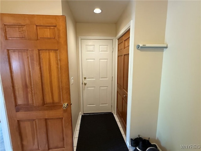 26 Forestglen Cir, Amherst, NY 14221 - entryway featuring tile patterned flooring and recessed lighting