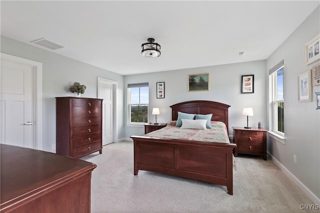 2600 Sunshine Cir, Camillus, NY 13031 - bedroom with light colored carpet and baseboards