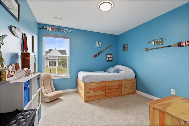 2600 Sunshine Cir, Camillus, NY 13031 - bedroom with carpet flooring