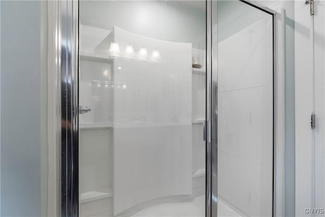 2600 Sunshine Cir, Camillus, NY 13031 - bathroom with a shower stall