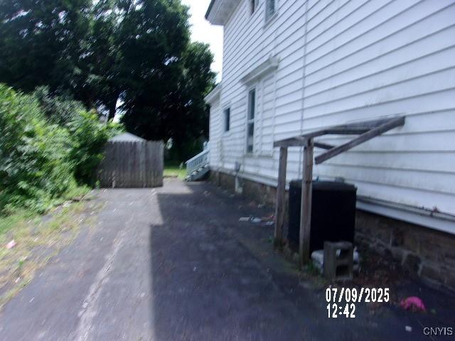 20 N 4th Ave, German Flatts, NY 13357 - view of side of property