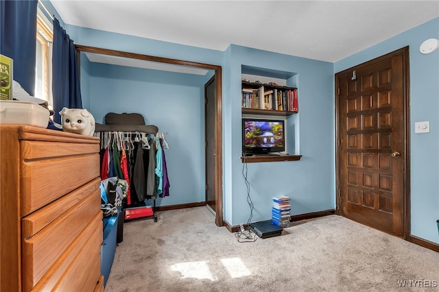 112 Creekview Dr, West Seneca, NY 14224 - carpeted entryway with baseboards