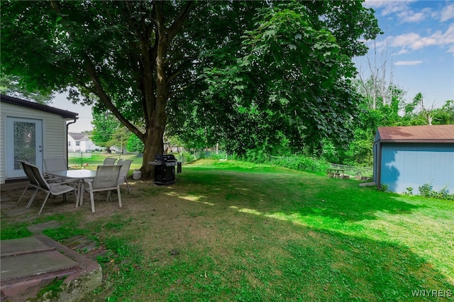112 Creekview Dr, West Seneca, NY 14224 - view of yard