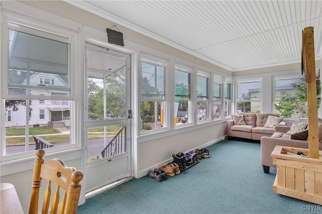505 Tompkins St, Syracuse, NY 13204 - sunroom / solarium with carpet floors and crown molding