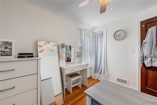 445 75th St, Niagara Falls, NY 14304 - bedroom featuring light wood-style floors and a ceiling fan