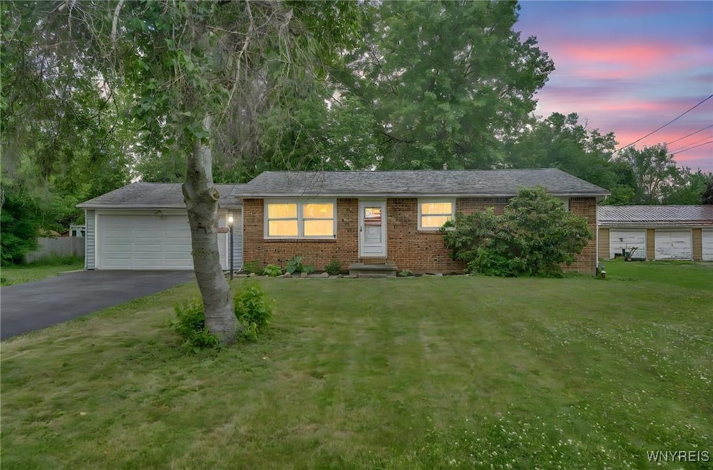 3985 Lincoln Ave, Hamburg, NY 14075 - photo 1