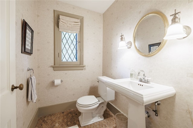 8 Oak Ln, Brighton, NY 14610 - bathroom featuring wallpapered walls