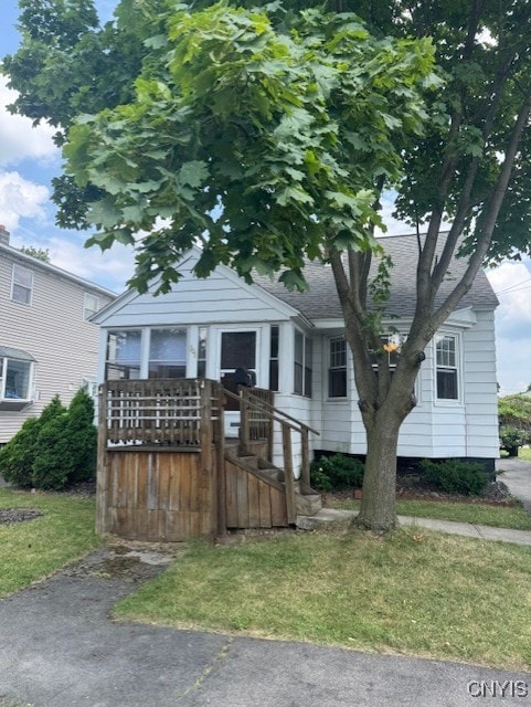 308 Wayland Rd, Salina, NY 13208 - view of front of house with a shingled roof