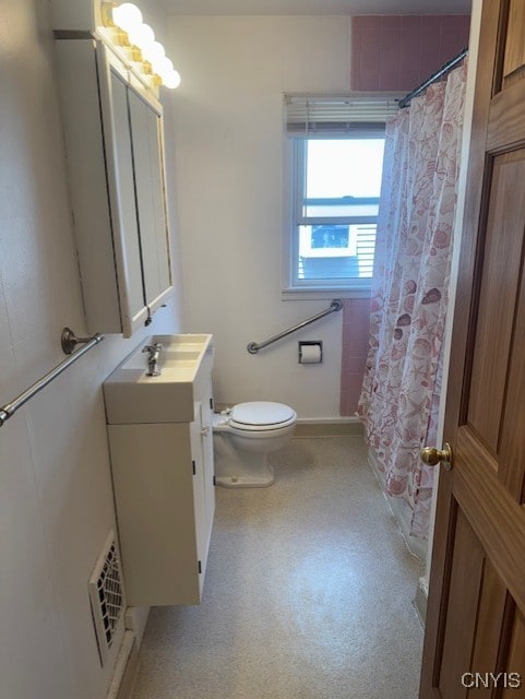 308 Wayland Rd, Salina, NY 13208 - full bathroom featuring vanity and toilet