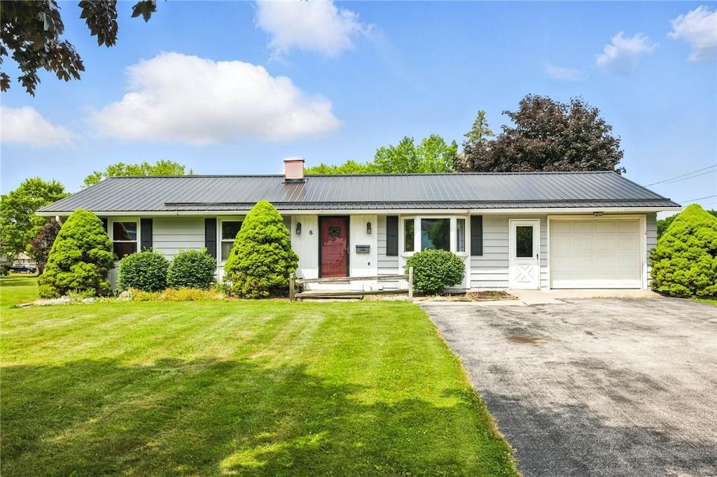 8 Washington Ave, Leroy, NY 14482 - photo 1