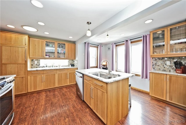 120 Cloverside Ct, West Seneca, NY 14224 - kitchen featuring tasteful backsplash, stainless steel appliances, dark wood-style flooring, a kitchen island with sink, and recessed lighting