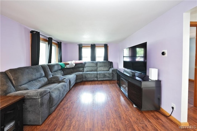 120 Cloverside Ct, West Seneca, NY 14224 - living room featuring wood finished floors and baseboards