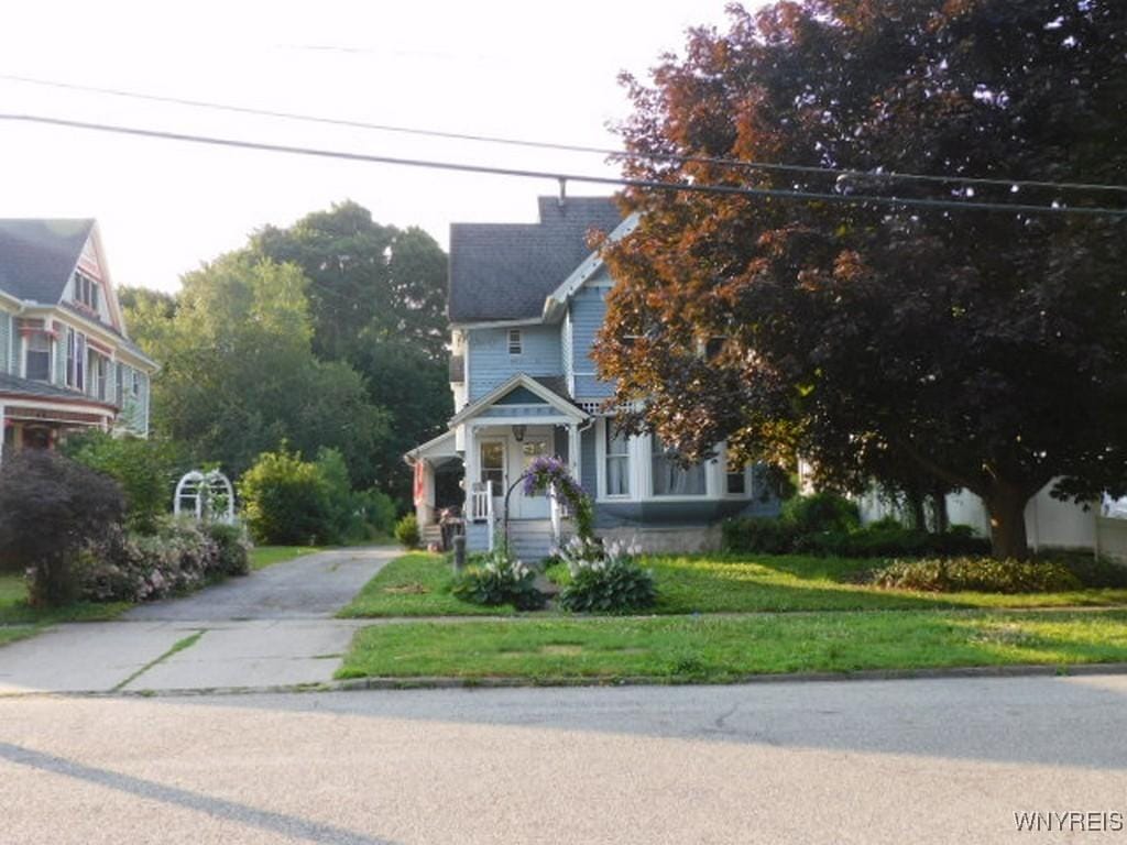 18 Ellicott Ave, Batavia City, NY 14020 - photo 1