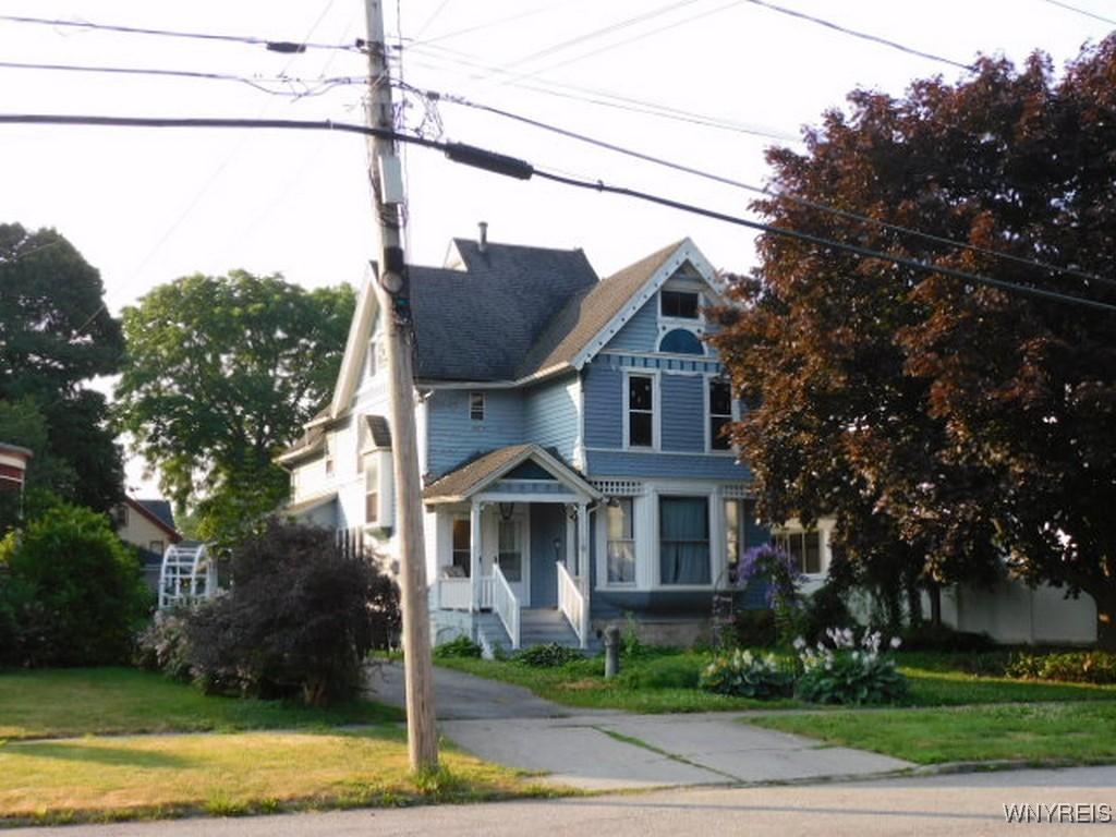 18 Ellicott Ave, Batavia City, NY 14020 - photo 2