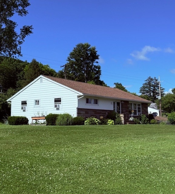 402 E Water St, Smethport Boro, PA 16749 - view of property exterior with a yard