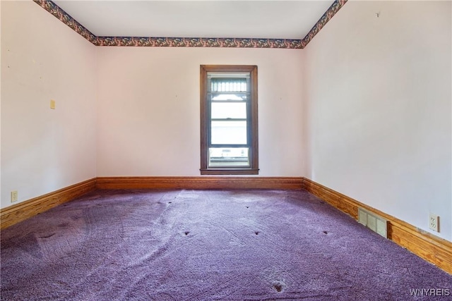 499 Breckenridge St, Buffalo, NY 14213 - empty room featuring carpet and baseboards