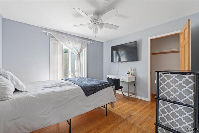 6924 Todd Way, Salina, NY 13088 - bedroom with light wood finished floors and ceiling fan