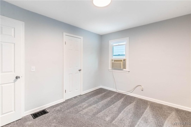 539 Windermere Blvd, Amherst, NY 14226 - unfurnished room featuring carpet floors and cooling unit